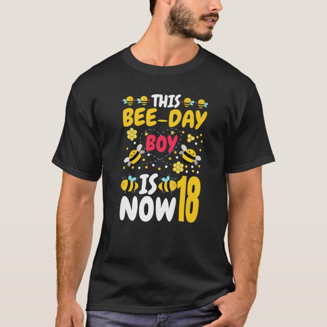 T-shirt Ce Jour De L'Abeille Est Maintenant 18 18ème Anniv (Devant)