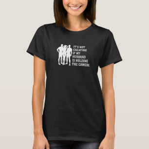 T-shirt Ce N'Est Pas Tromper Si Mon Mari Est En Train De T