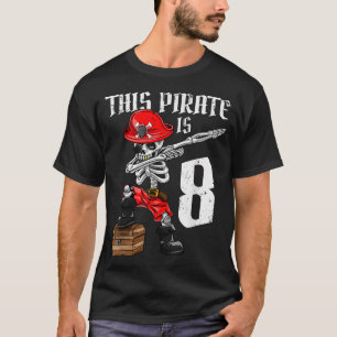 T-shirt Ce pirate a 8 ans, pirate qui fait dabber pour son