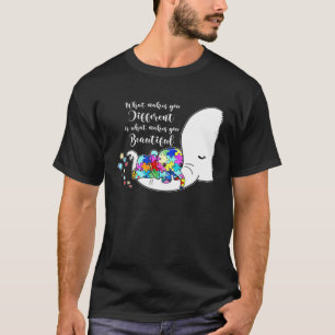 T-shirt Ce qui vous rend différents éléphant maman Autisme