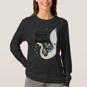 T-shirt Ce qui vous rend différents Elephant Maman Autisme