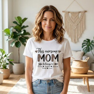 T-shirt Ce style de noms de famille léopard pour maman gén