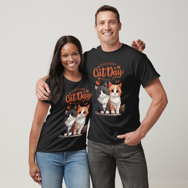 T-shirt "Celebrating International Cat Day” (Unisexe)