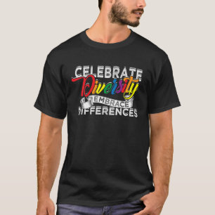 T-shirt Célébrer la diversité embrasser les différences Cé