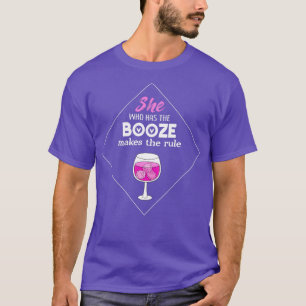 T-shirt Celle Qui A La Botte Fait La Règle De L'Écorce Drô