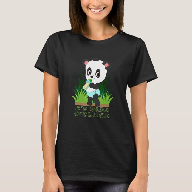 T-shirt C'est Baba O'clock Baby Panda Bear In Diaper With  (Devant)