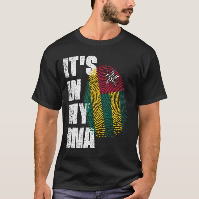 T-shirt C'EST DANS MON ADN Drapeau Togo (Devant)