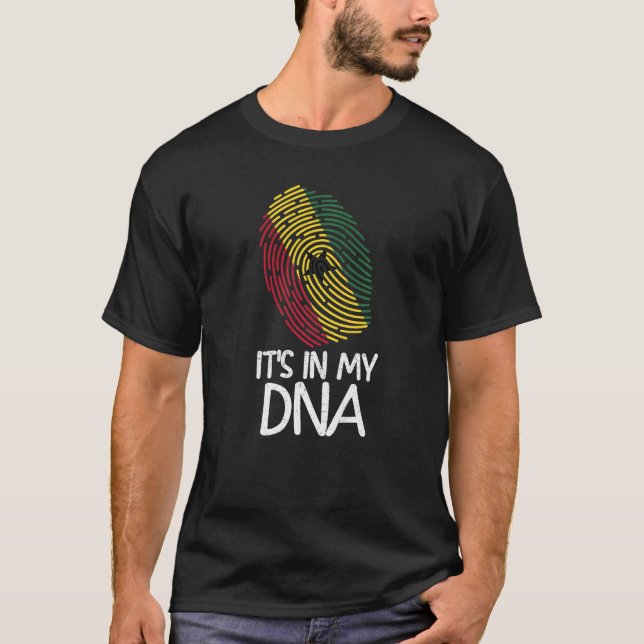 T-shirt C'est dans mon ADN  Empreinte de drapeau ghanéen f (Devant)