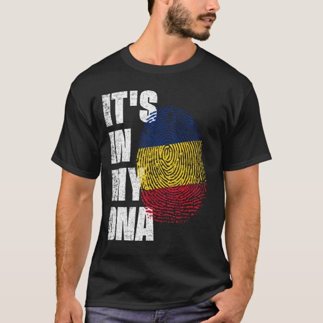 T-shirt C'EST DANS MON ADN Roumanie Drapeau (Devant)