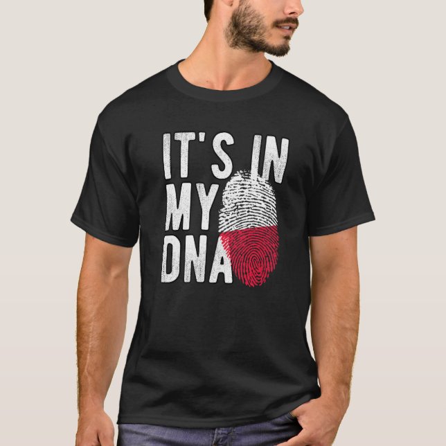 T-shirt C'est drôle dans mon ADN drapeau de Pologne Emprem (Devant)