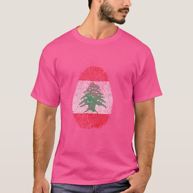 T-shirt C'est drôle dans mon ADN Liban drapeau Empreinte d (Devant)