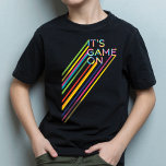 T-shirt C'est Jeu sur coloré Neon Laser Équipe de balise U<br><div class="desc">Un laser amusant, lumineux et cool marquera les uniformes de l'équipe d'anniversaire thématique. Le design comprend un design typographique couleur "It's Game On" avec des poutres de lumières lumineuses de plusieurs couleurs qui s'échappent du texte. L'arrière - plan noir met l'ambiance avec les poutres laser lumineuses créant un look audacieux....</div>