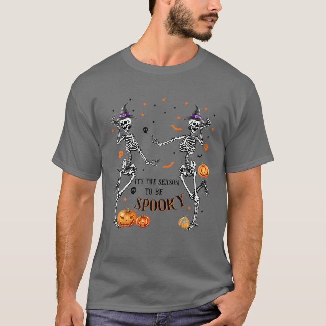T-shirt 'C'Est La Saison D'Être Éffrayant Drôle Halloween  (Devant)