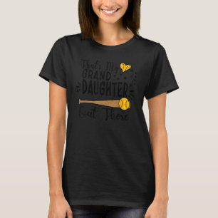 T-shirt C'est ma petite-fille là-bas grand-mère de softbal