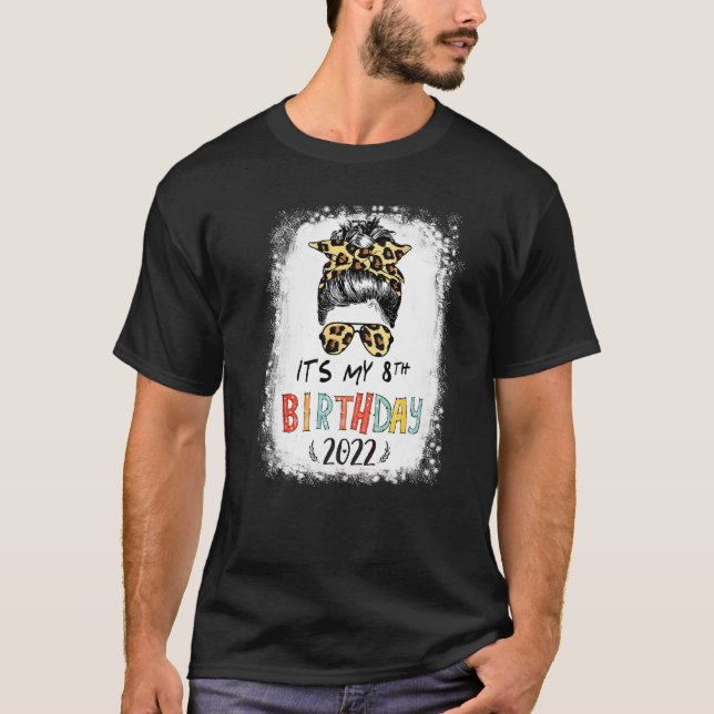 T-shirt C'est mon 8e anniversaire fille Leopard Messy Bun  (Devant)