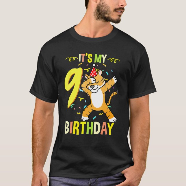 T-shirt C'est mon 9e anniversaire Dabbing Tiger (Devant)