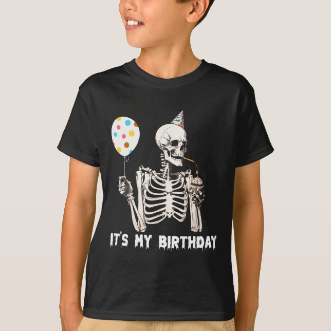 T-shirt C'est mon anniversaire Halloween Squelette drôle A (Devant)