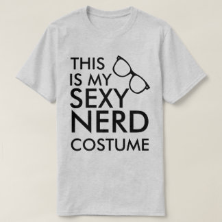 T-shirt C'est mon costume nerd