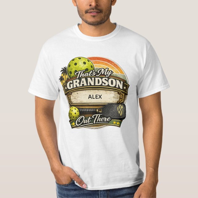 T-shirt C'est mon petit-fils là-bas  Cadeau de pickleball (Devant)