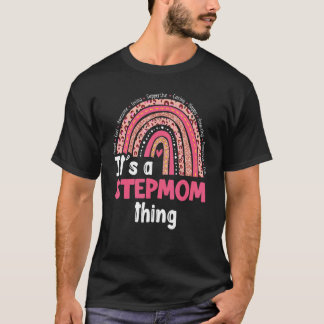 T-shirt C'est un StepMom Things Loving Caring Rainbow Cute