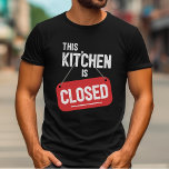 T-shirt Cette Cuisine Est Fermée Signal Drôle Pickleball<br><div class="desc">Avec ce t-shirt de pickleball "Cette cuisine est fermée",  vous n'êtes pas sur le point de laisser quelqu'un dicter le jeu sur le terrain de pickleball aujourd'hui... parce que la cuisine de votre côté n'est pas une option pour votre adversaire.</div>