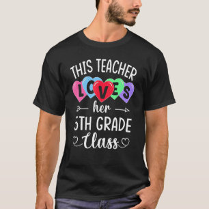 T-shirt Cette enseignante aime sa classe de 5e classe Chem