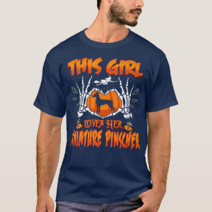 T-shirt Cette Fille Aime Sa Miniature Pinscher Chien Hallo