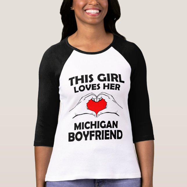 T-shirt cette fille aime son ami du Michigan (Devant)