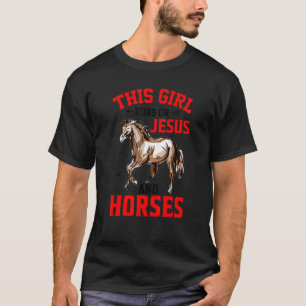 T-shirt Cette Fille Court Sur Jésus Et Les Chevaux Amusant