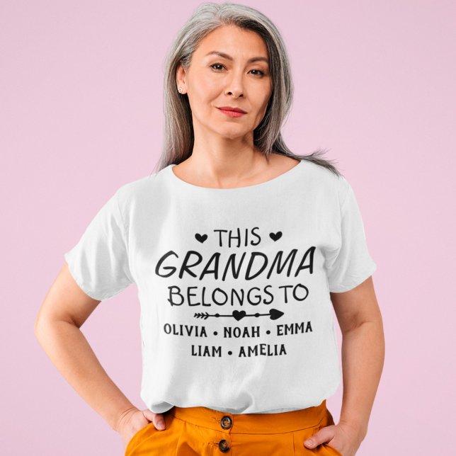 T-shirt Cette grand-mère appartient à des enfants personna (Créateur téléchargé)