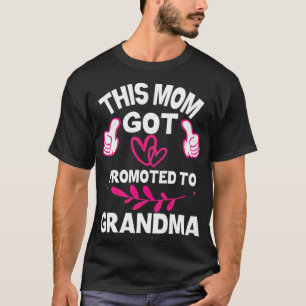 T-shirt Cette maman a été promu à grand-mère chevaux musta