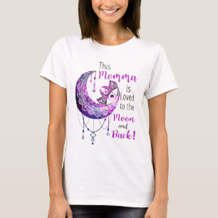 T-shirt Cette Momma est aimée à la lune et à l'arrière