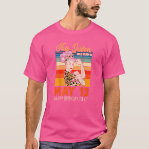 T-shirt Cette Reine Est Née Le 13 Mai Joyeux Anniversaire