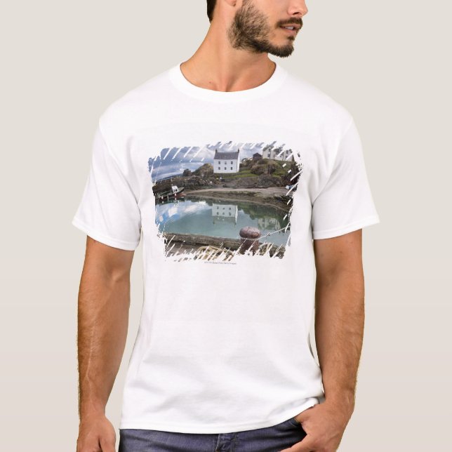 T-shirt Chambres et bateaux le long de l'eau (Devant)