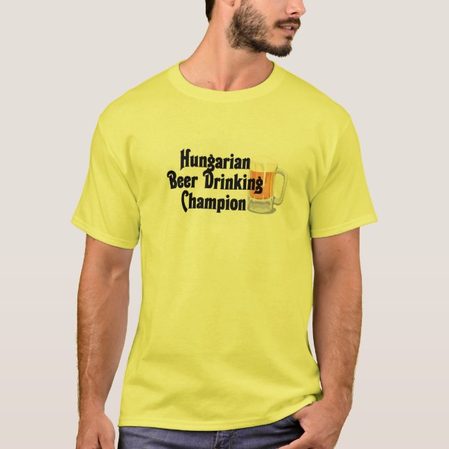 T-shirt Champion potable de bière hongroise (Devant)