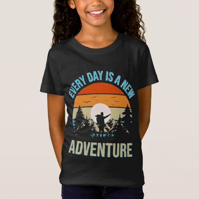 T-Shirt Chaque Jour Est Une Nouvelle Aventure Retro Sunset (Devant)
