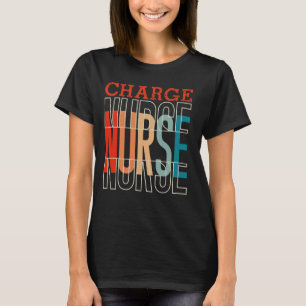 T-shirt Charger l'infirmière amusante Graphique Vintage po