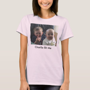 T-shirt Charlie m'a mordu - le doigt - double