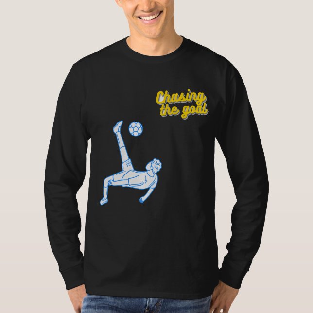 T-shirt Chasing the Goal | Motivational Sports Design for  (Devant)