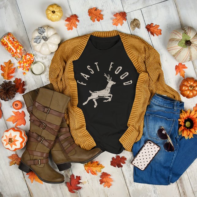 T-shirt Chasse aux cerfs de nourriture rapide amusante (Créateur téléchargé)