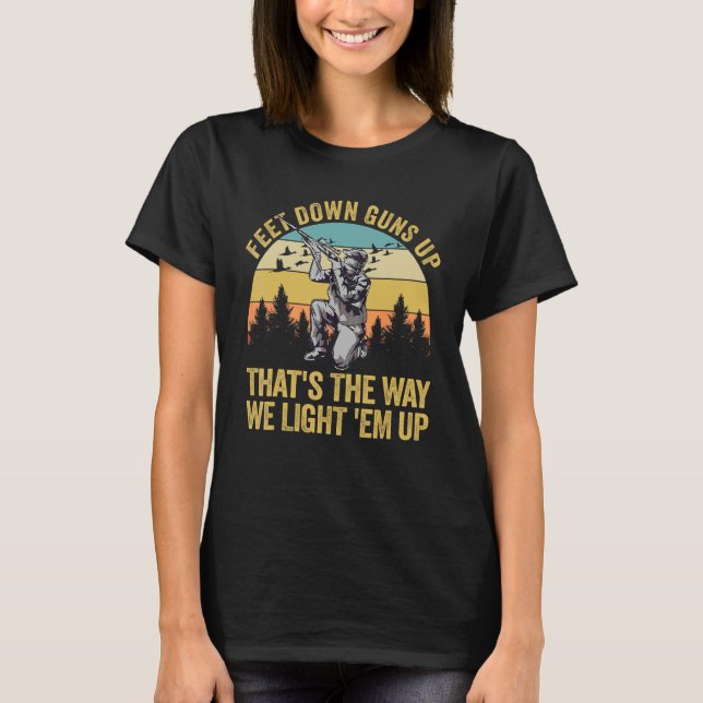 T-shirt Chasseur de canards Pieds vers le bas Fusils vers  (Devant)