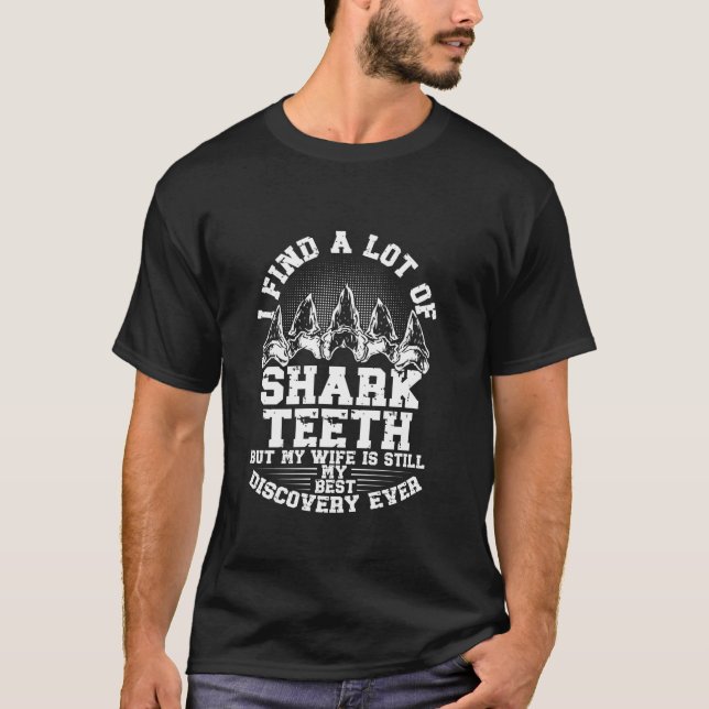 T-shirt Chasseur de dents de requin Ma femme est ma meille (Devant)