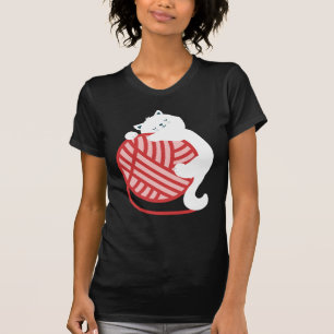 T-shirt Chat blanc mignon avec boule de fil