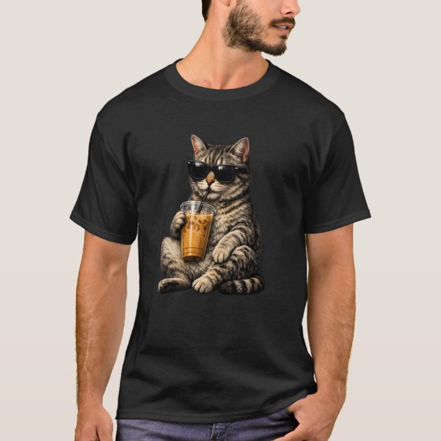 T-shirt Chat Buvant du Café Glacé Mème d'Animal Drôle (Devant)