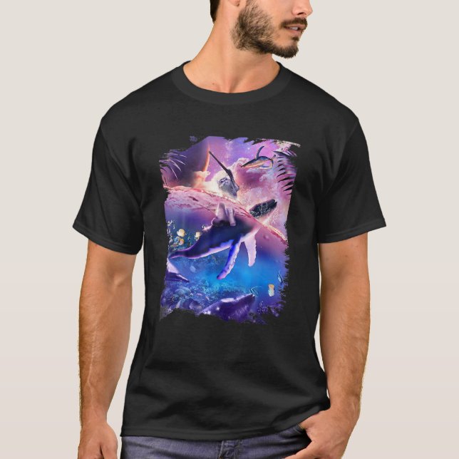 T-shirt Chat chevauchant une baleine dans l'océan spatial (Devant)