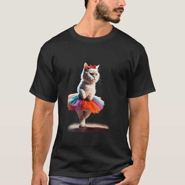 T-shirt Chat de ballet Kitty portant un tutu. (Devant)