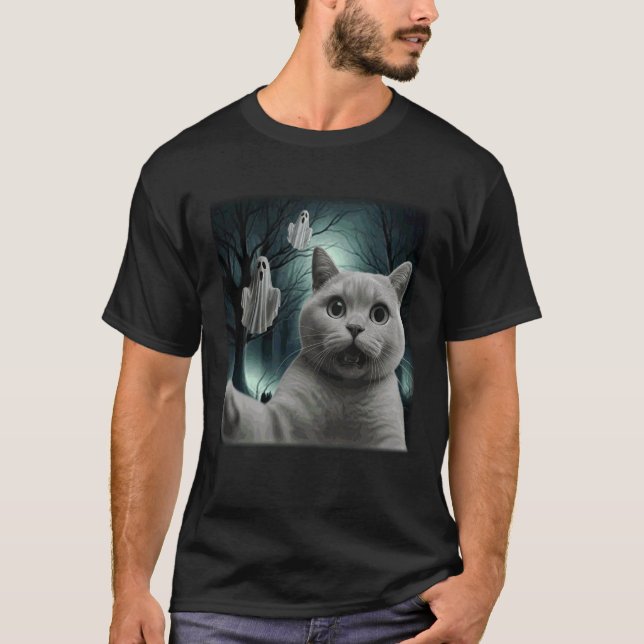 T-shirt Chat drôle d'Halloween selfie avec fantôme effraya (Devant)