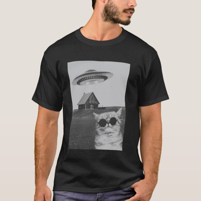 T-shirt Chat Drôle Et Cool Avec Un Vaisseau Spatial (Devant)