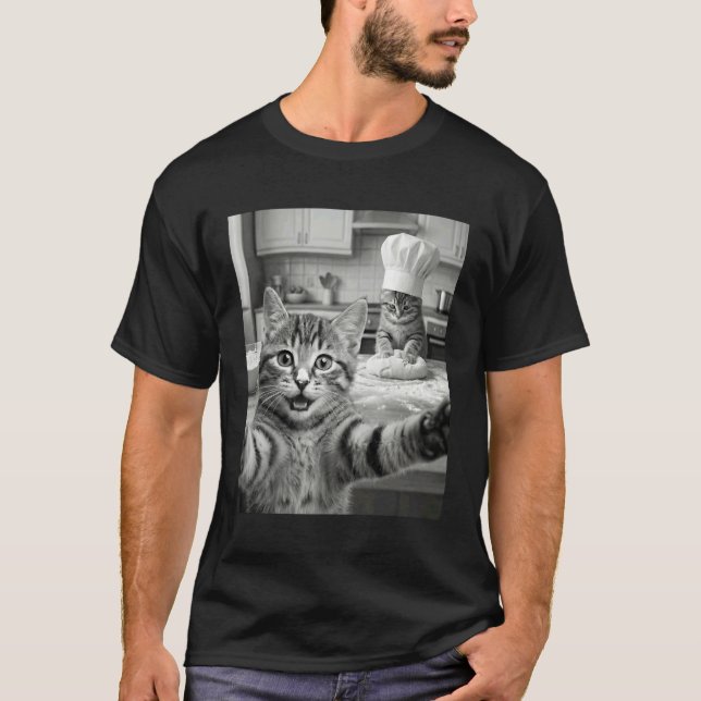 T-shirt Chat Drôle Faisant des Biscuits Mème Boulangerie C (Devant)