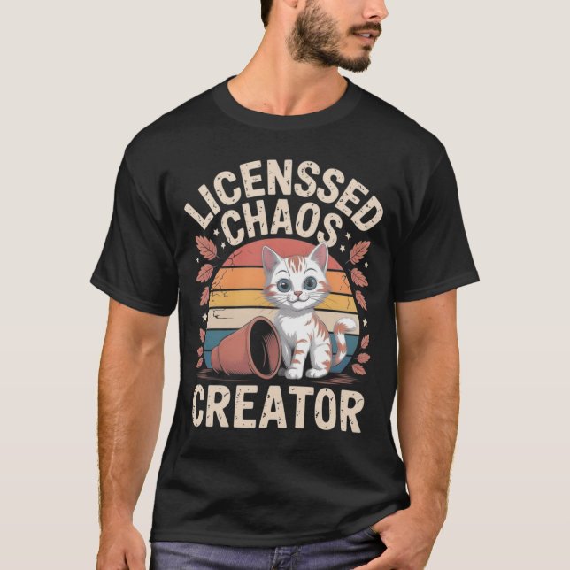 T-shirt Chat Drôle qui Renverse Tout (Devant)